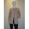 CHAQUETON PUNTO LM RASTA CRUDO-ROSA-SALMÓN CON BROCHE FLOR GANCHILLO